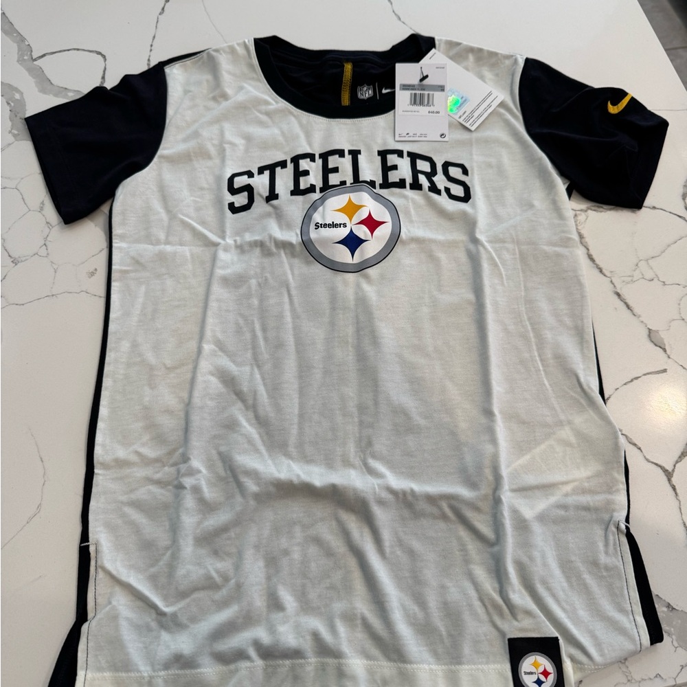 NWT Steelers women XS shirt official NFL